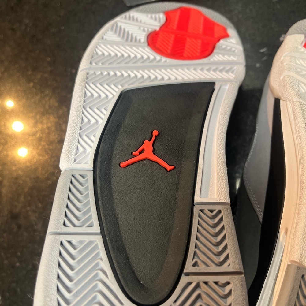 Sz 10 2022
Air Jordan 4 Retro 'Infrared' DH6927 061 - Picture 7 of 11